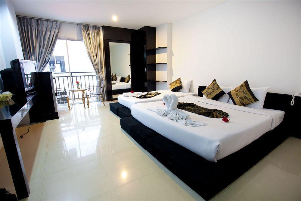 Lars-Lita Residence Patong Екстериор снимка