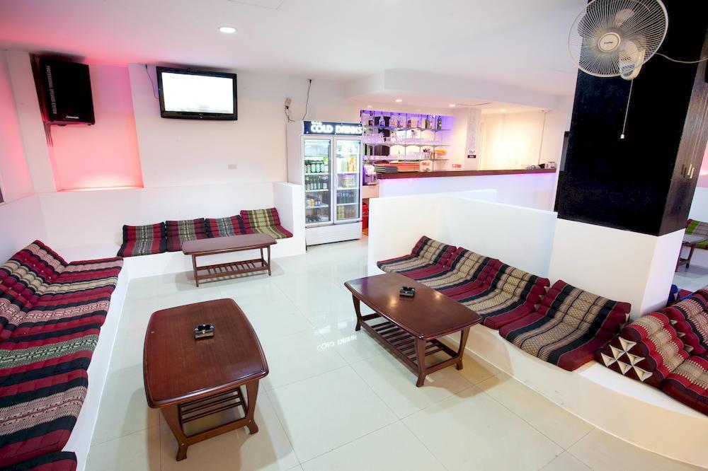 Lars-Lita Residence Patong Екстериор снимка
