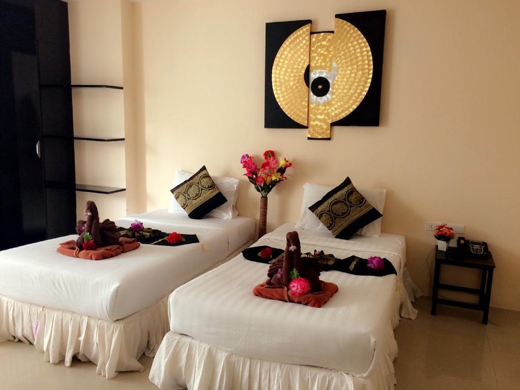 Lars-Lita Residence Patong Екстериор снимка