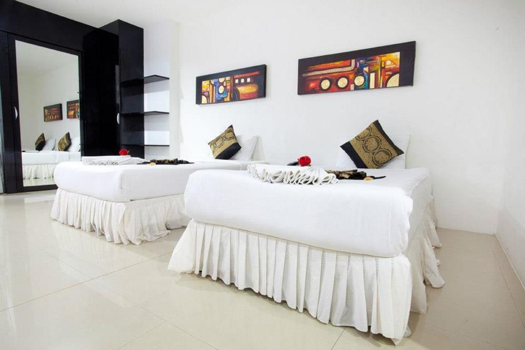 Lars-Lita Residence Patong Екстериор снимка