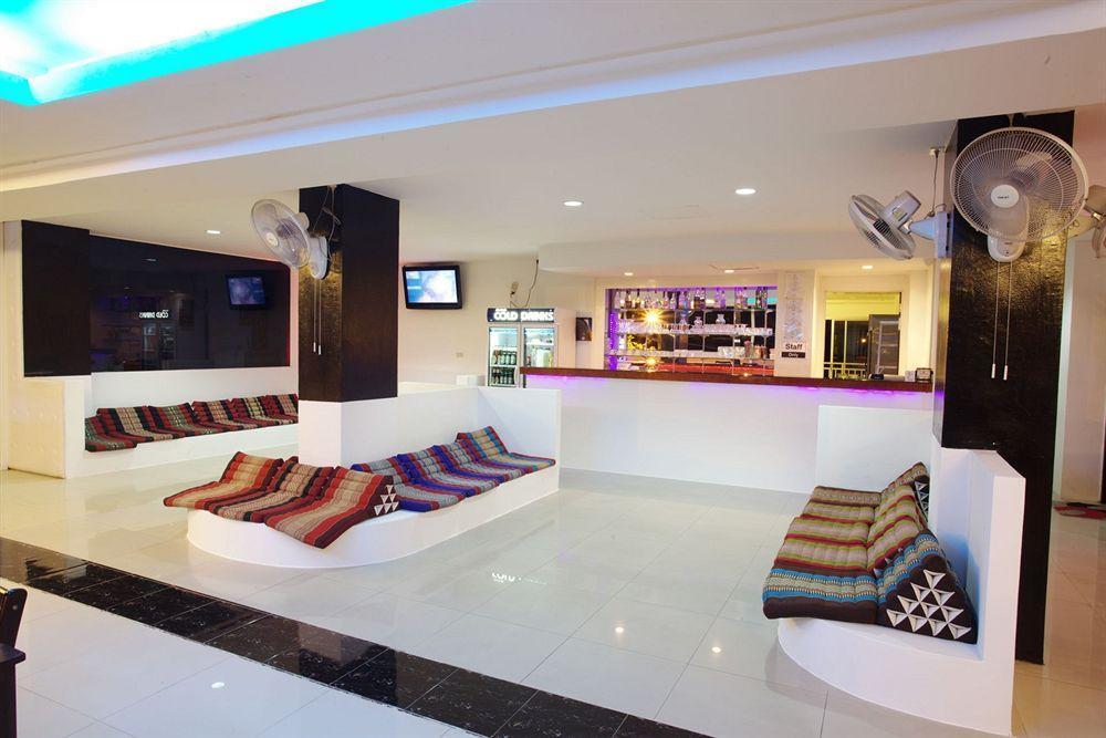Lars-Lita Residence Patong Екстериор снимка