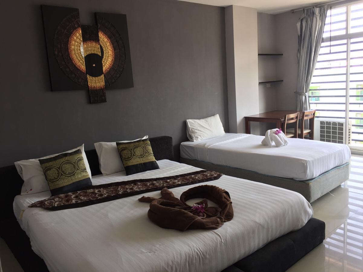Lars-Lita Residence Patong Екстериор снимка